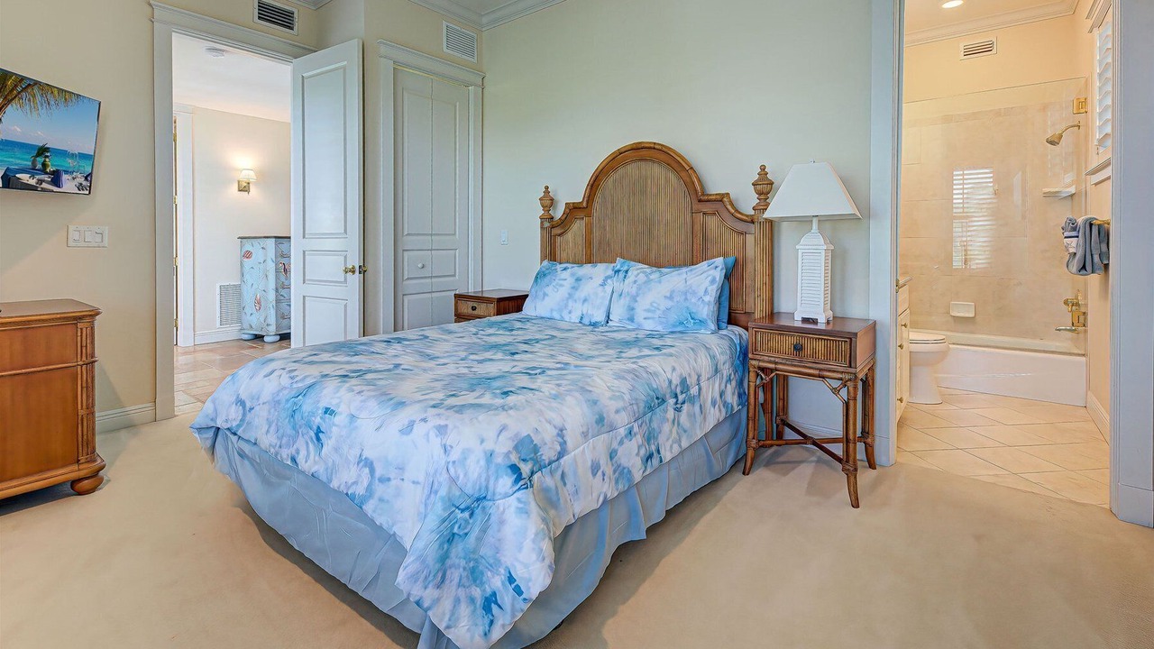 Photo of Bedroom in Palm Island