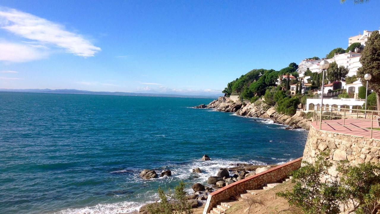 Photo of Others in Llanca