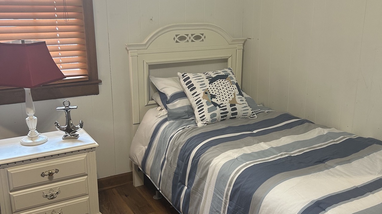 Photo of Bedroom in Semora