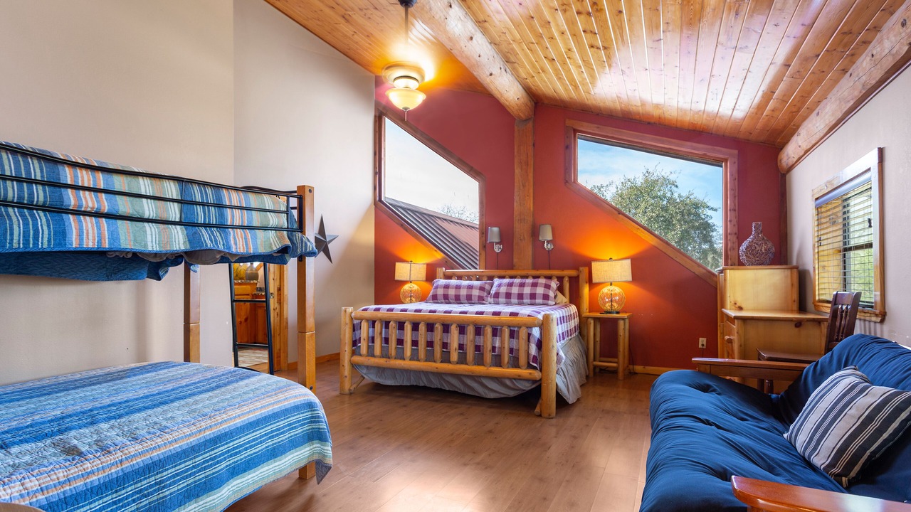 Photo of Bedroom in Marble Falls