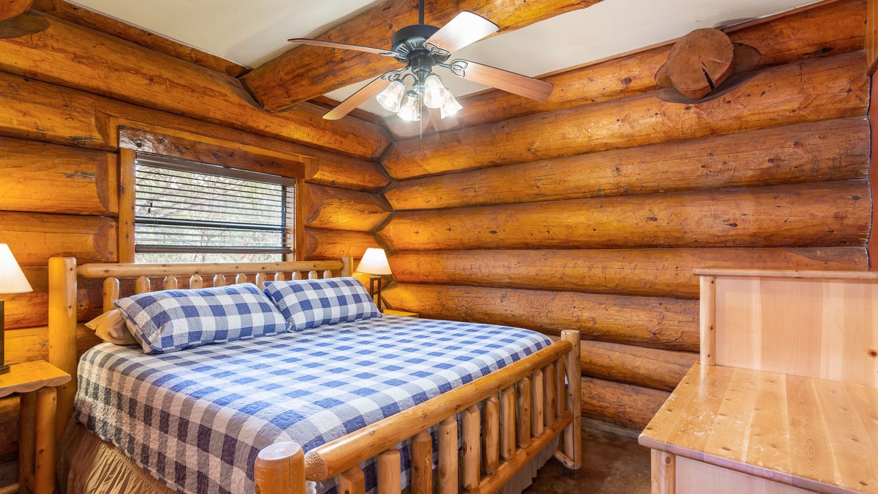 Photo of Bedroom in Marble Falls