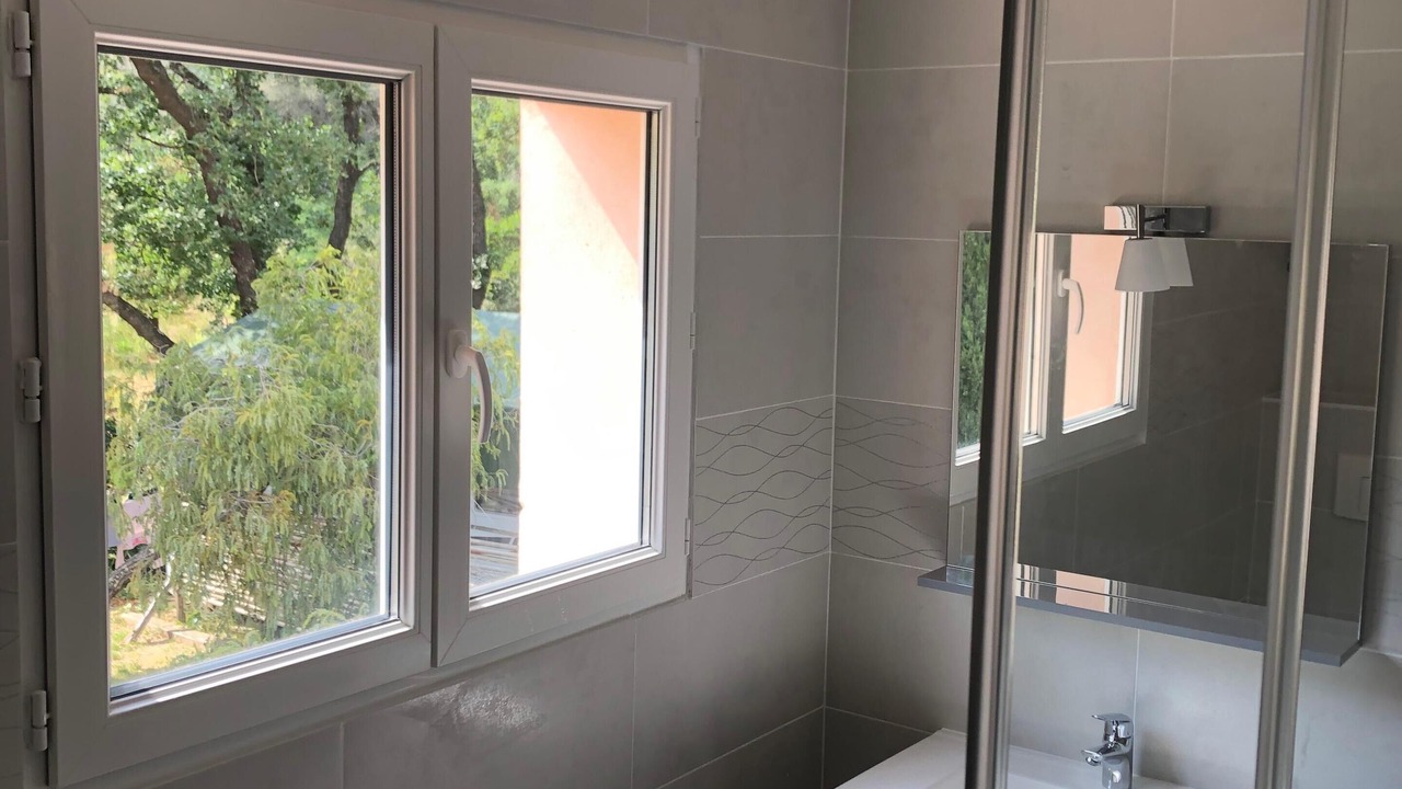 Photo of Bathroom in La Londe-les-Maures