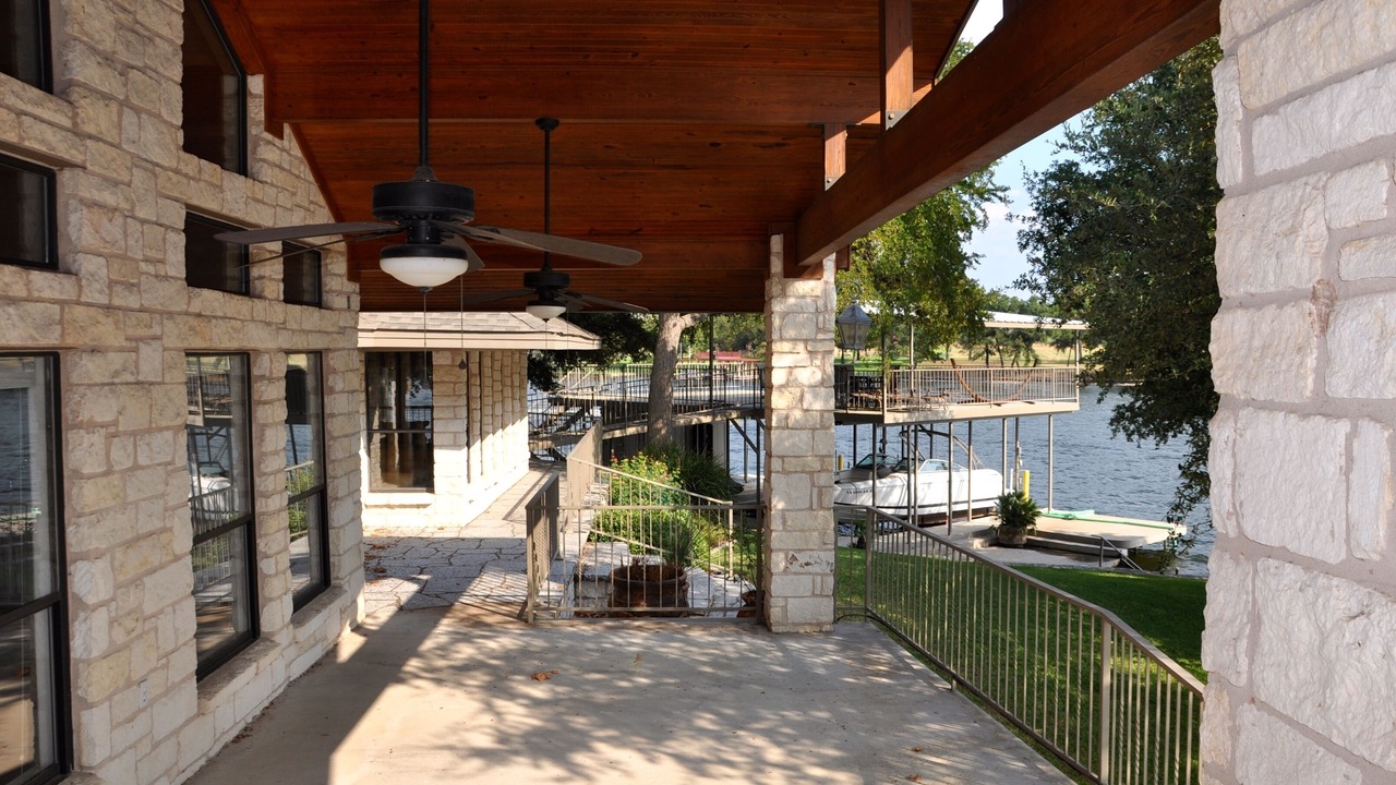 Photo of Outdoor in Kingsland