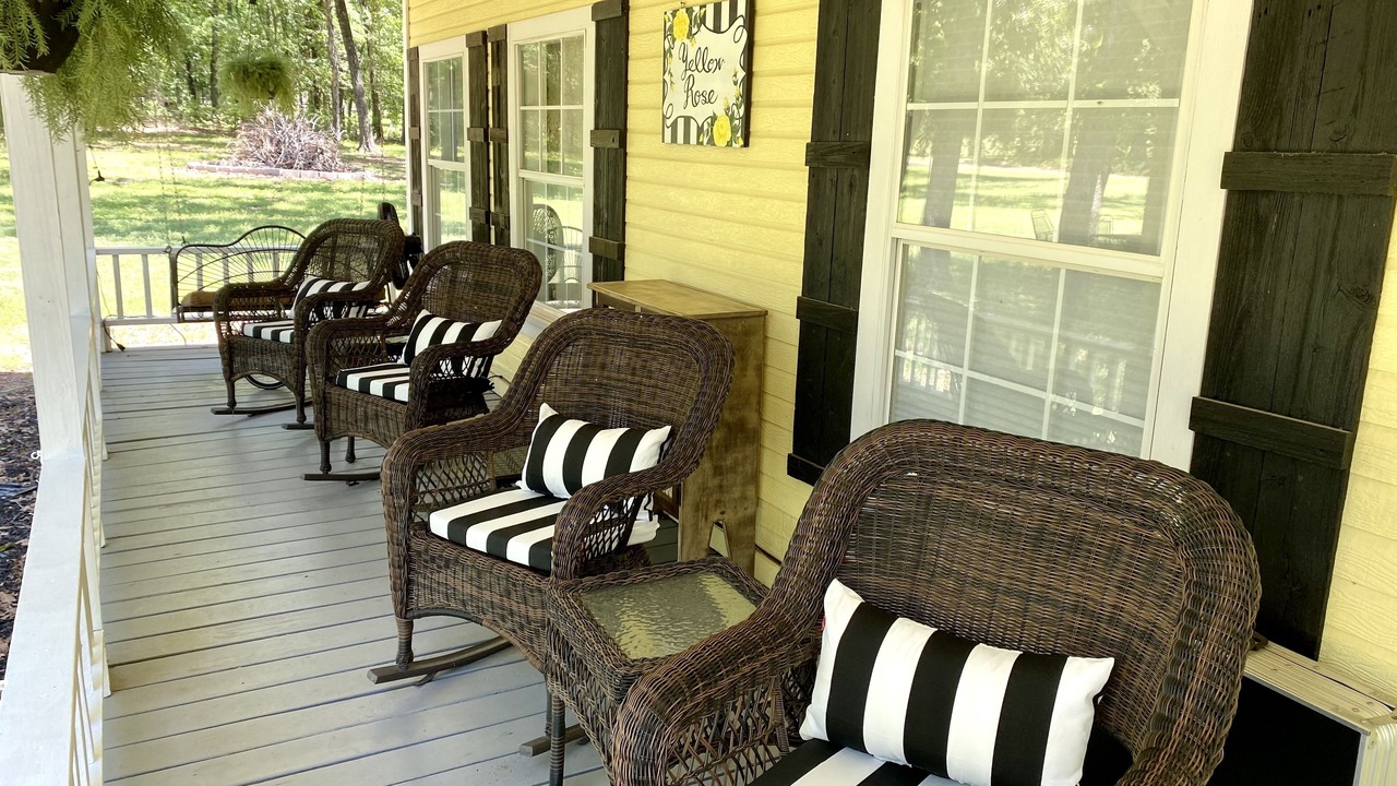 Photo of Patio Balcony in Grand Saline