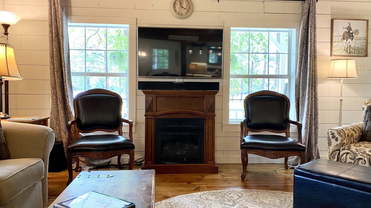 Photo of Livingroom in Grand Saline