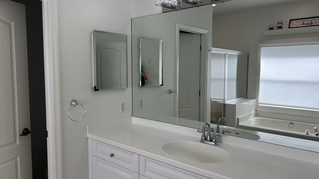 Photo of Bathroom in Falcons Glen