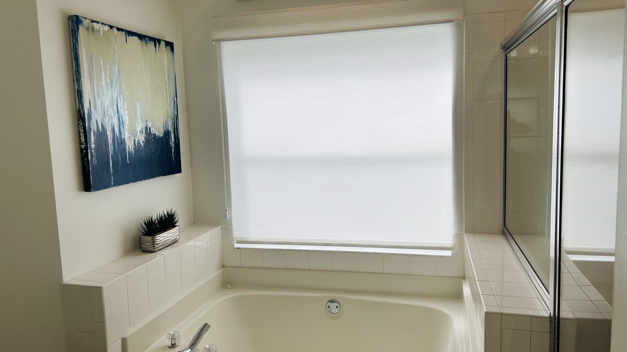 Photo of Bathroom in Falcons Glen