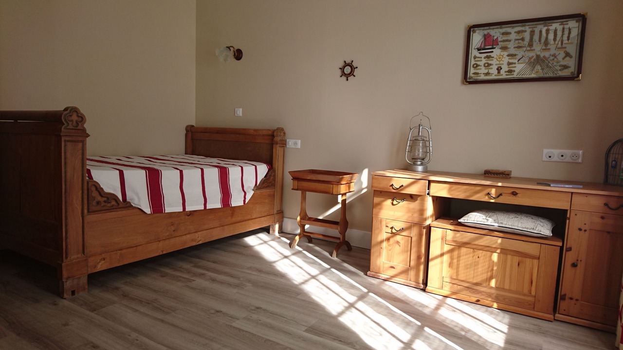 Photo of Bedroom in Lagord