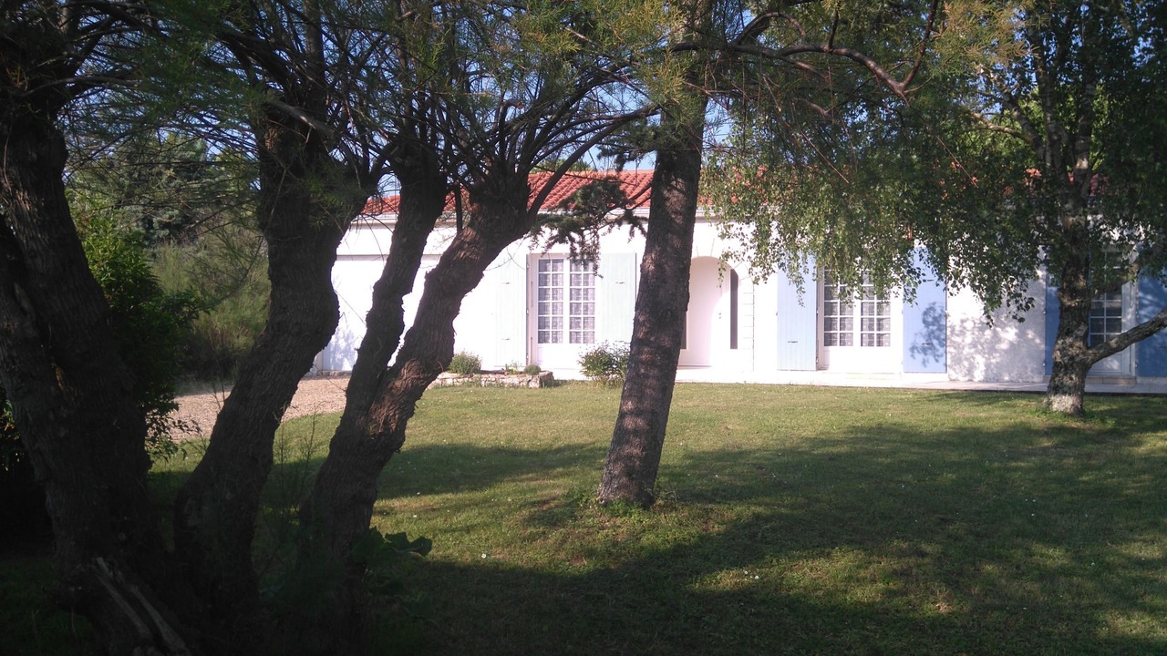 Photo of Outdoor in Lagord