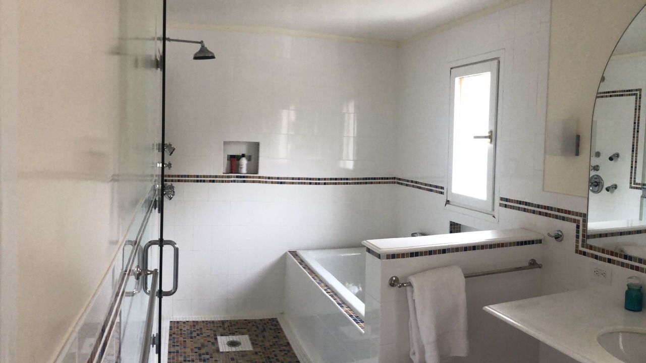 Photo of Bathroom in Wainscott Woods