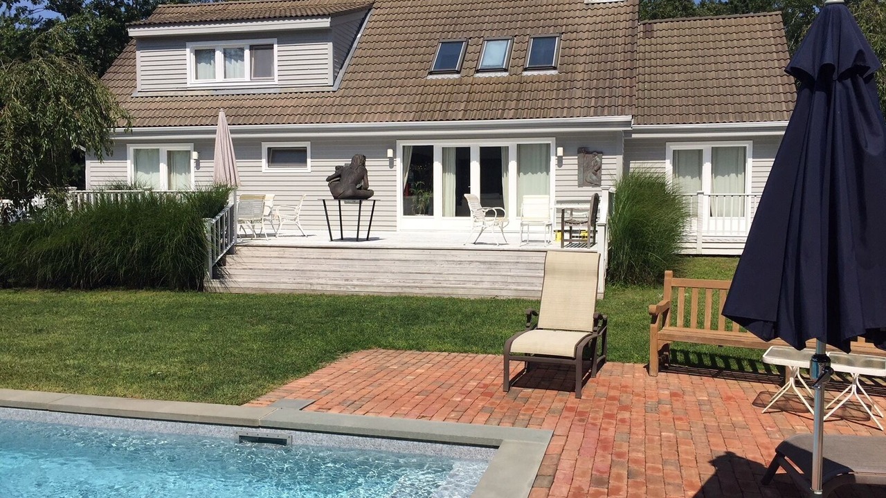 Photo of Outdoor in Wainscott Woods