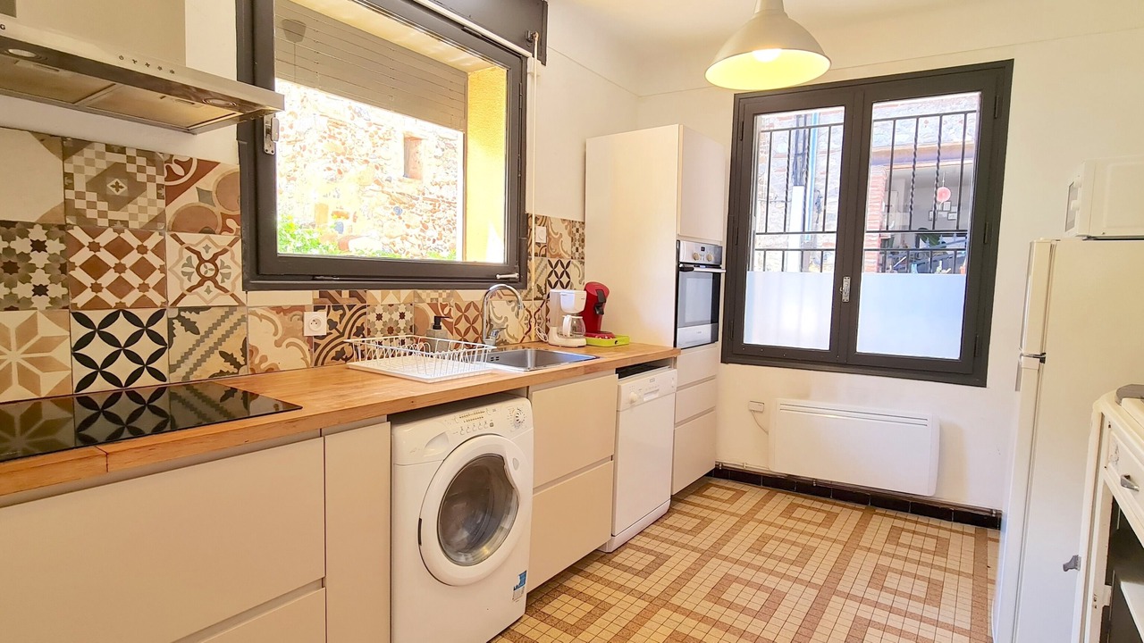 Photo of Kitchen in Saint-Feliu-d'Amont