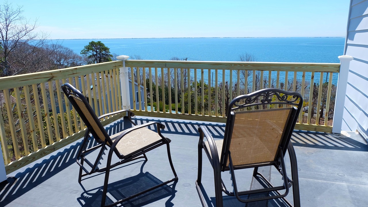 Photo of Patio Balcony in Hampton Bays