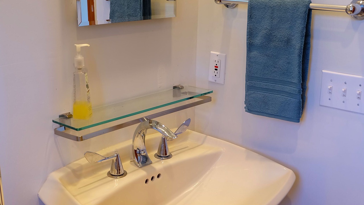 Photo of Bathroom in Hampton Bays
