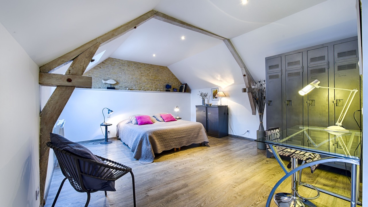 Photo of Bedroom in Saint-Wambert-des-Trois-Vallees