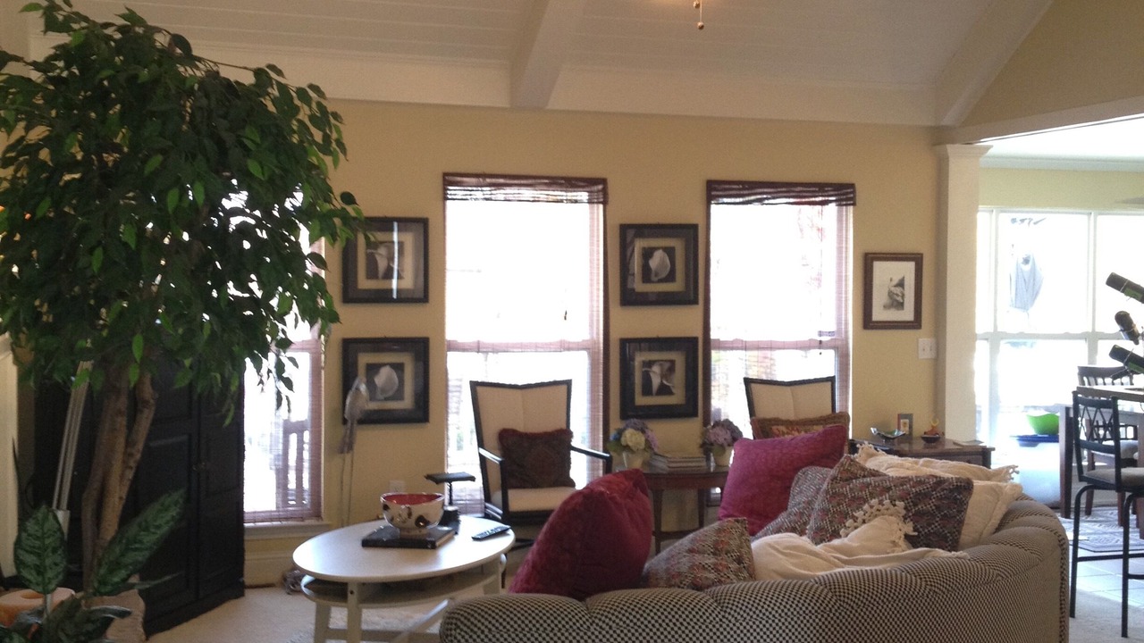 Photo of Livingroom in Eatonton