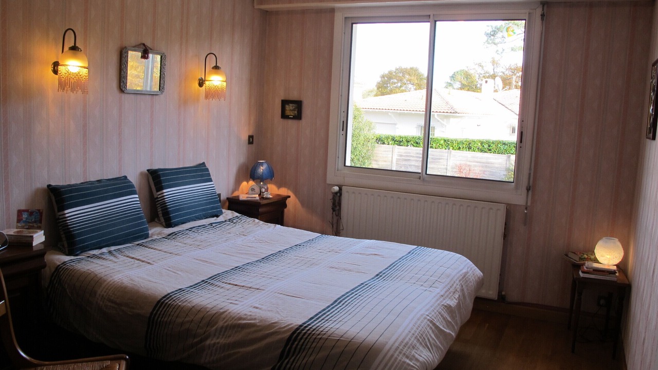 Photo of Bedroom in Gujan-Mestras