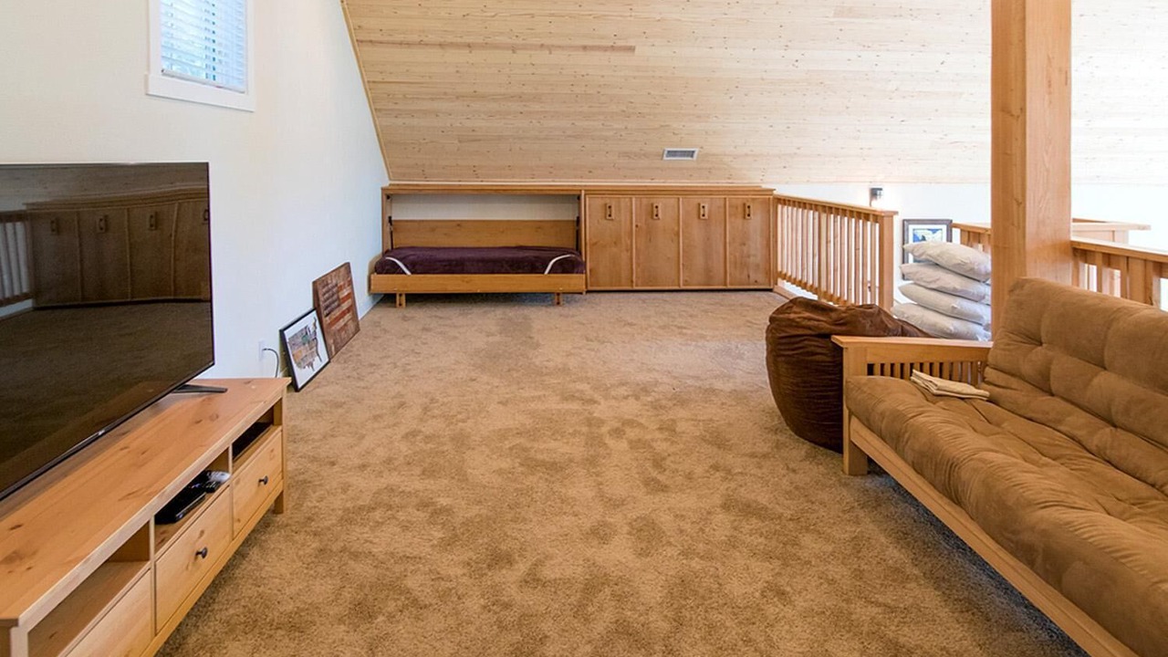 Photo of Livingroom in Yosemite West