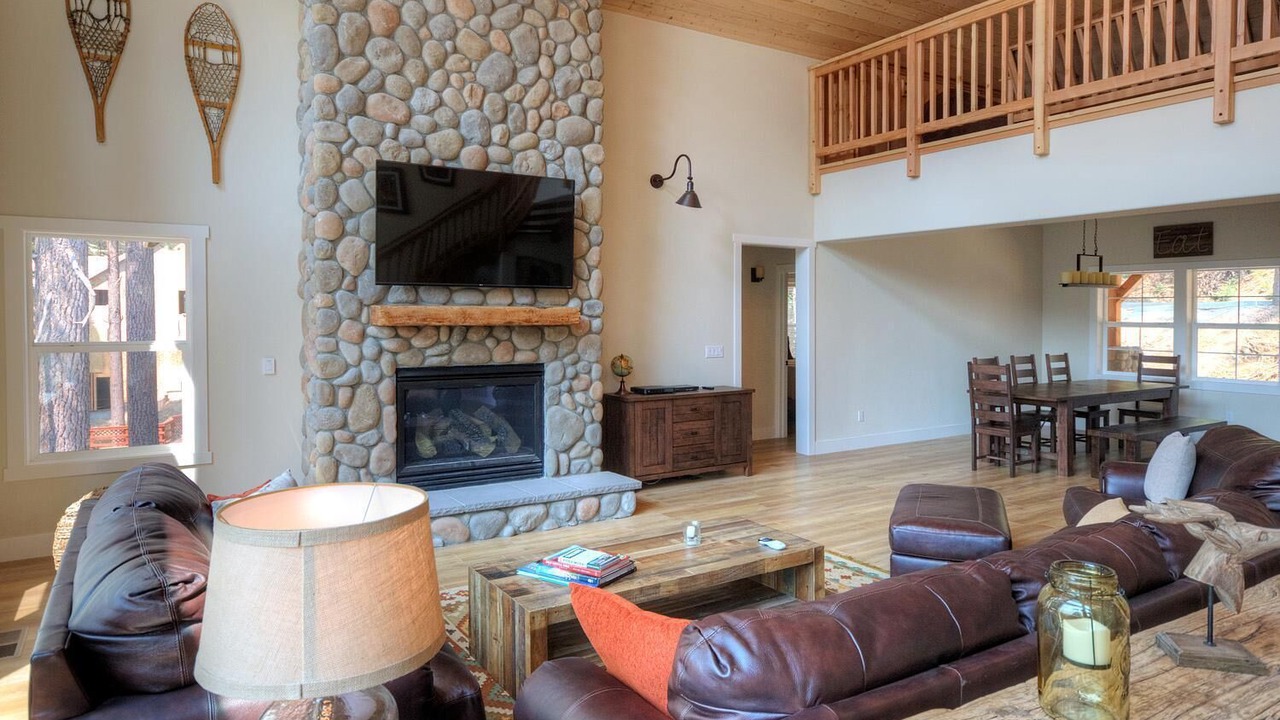 Photo of Livingroom in Yosemite West