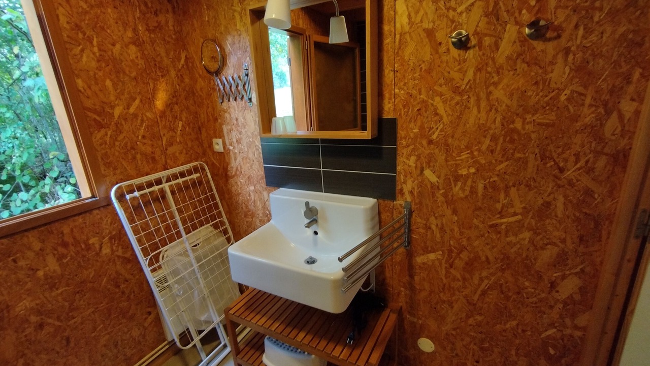 Photo of Bathroom in Corancy