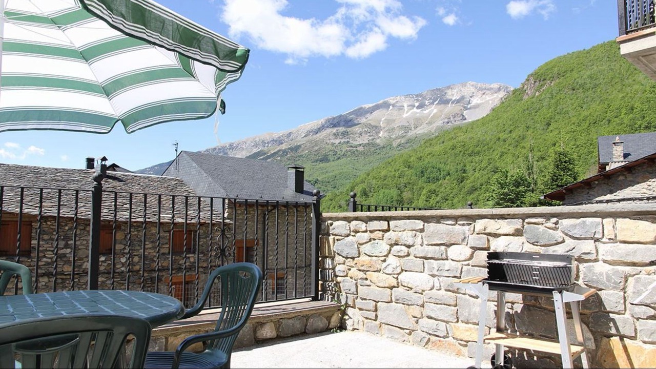 Photo of Outdoor in Sahun