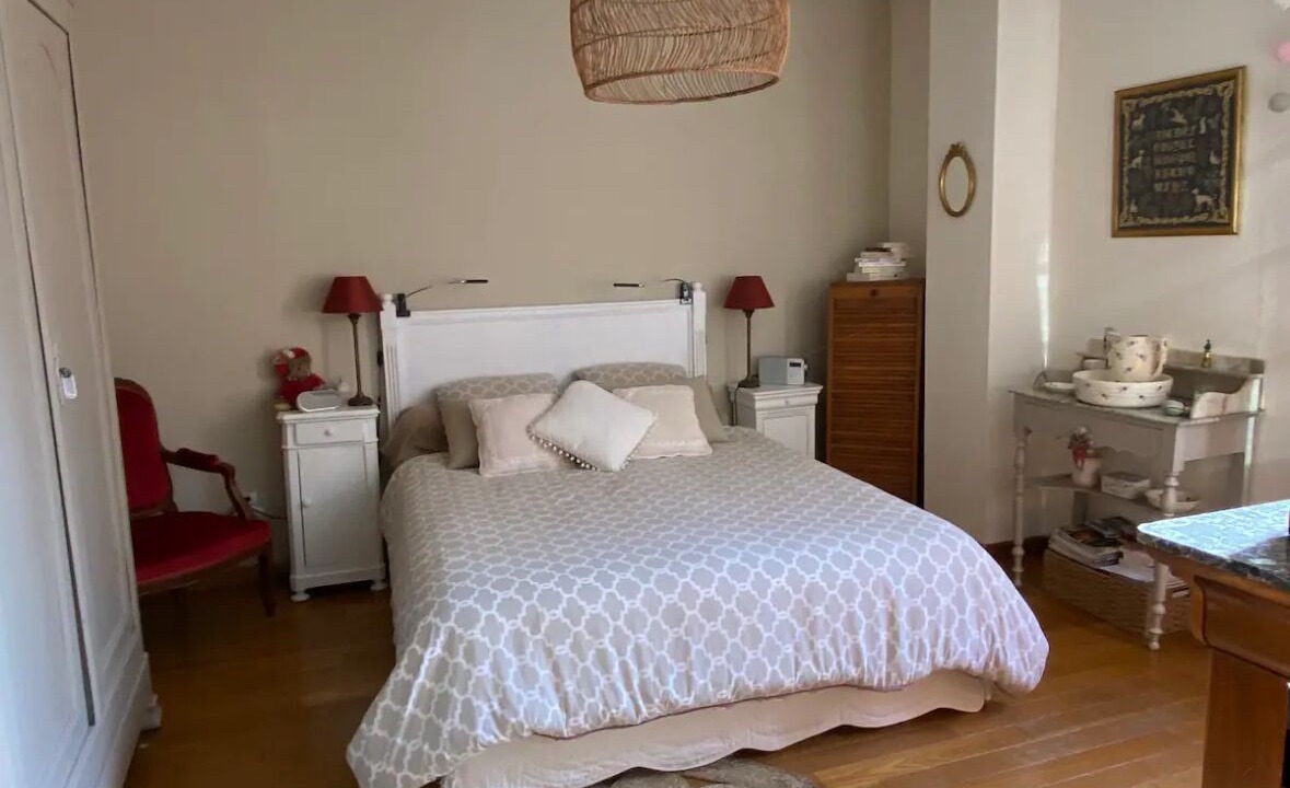 Photo of Bedroom in Puissalicon