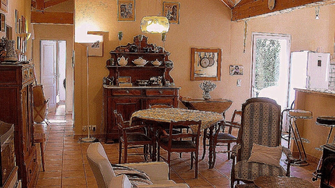 Photo of Others in Junas