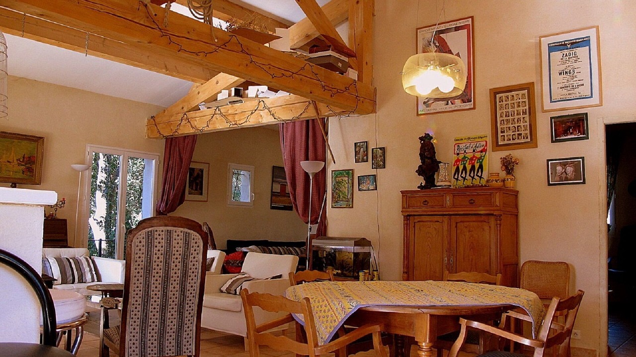 Photo of Others in Junas