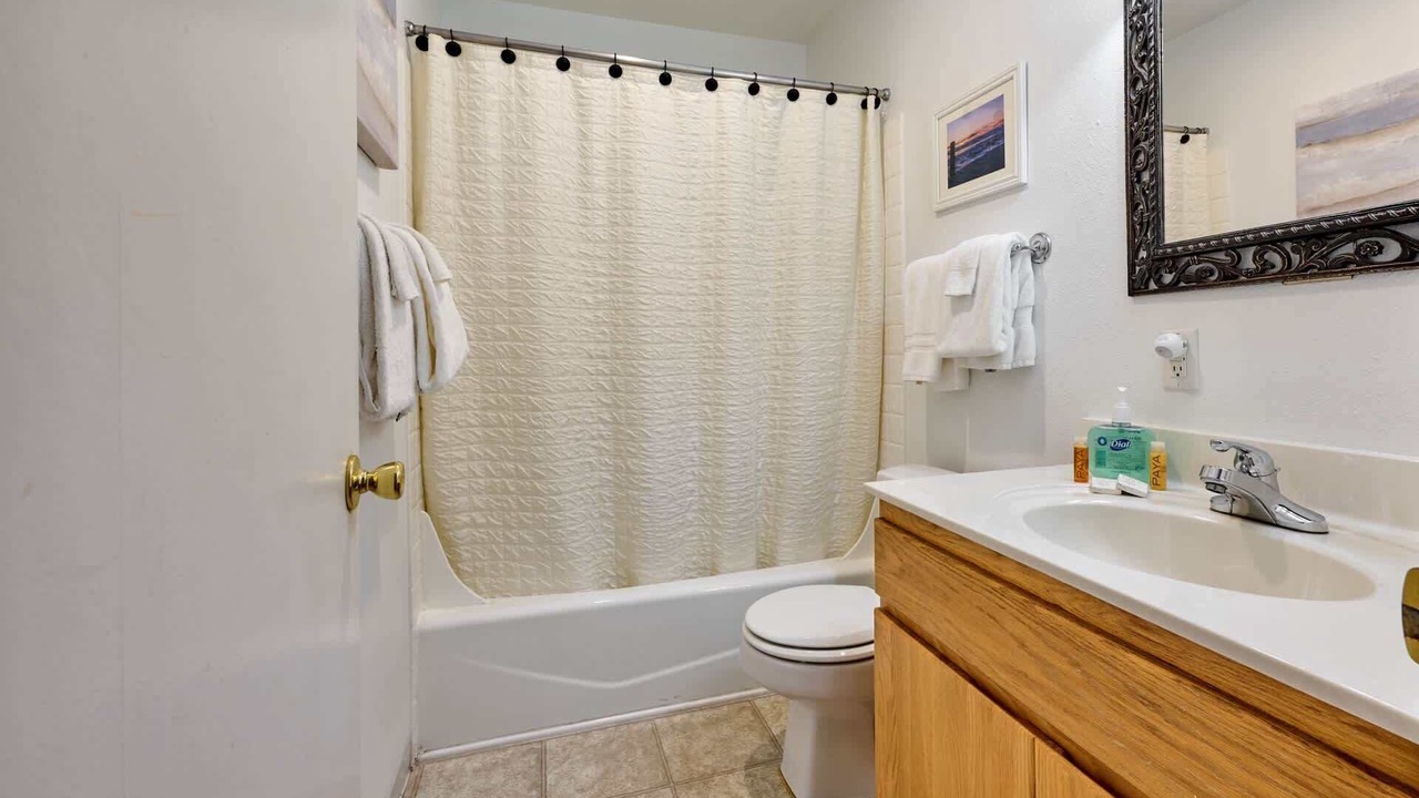 Photo of Bathroom in Lincoln City