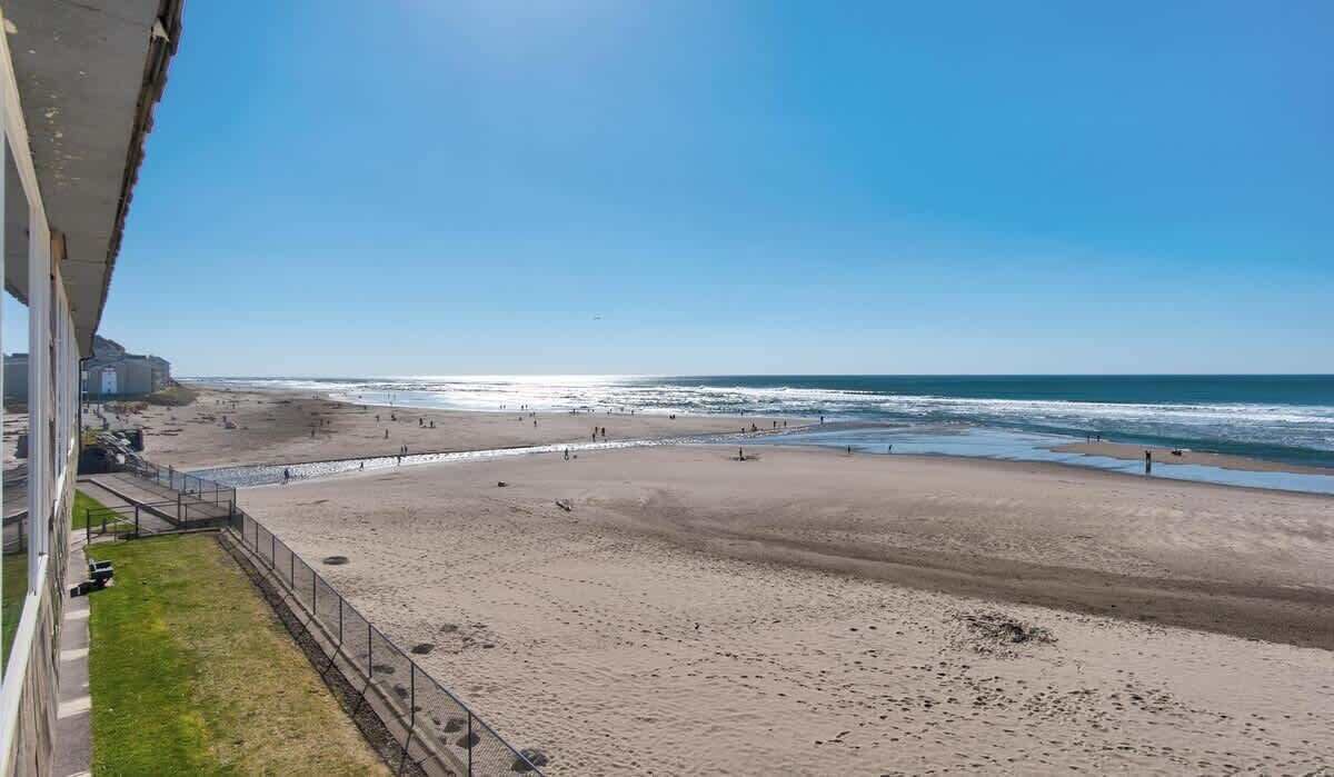 Photo of Others in Lincoln City