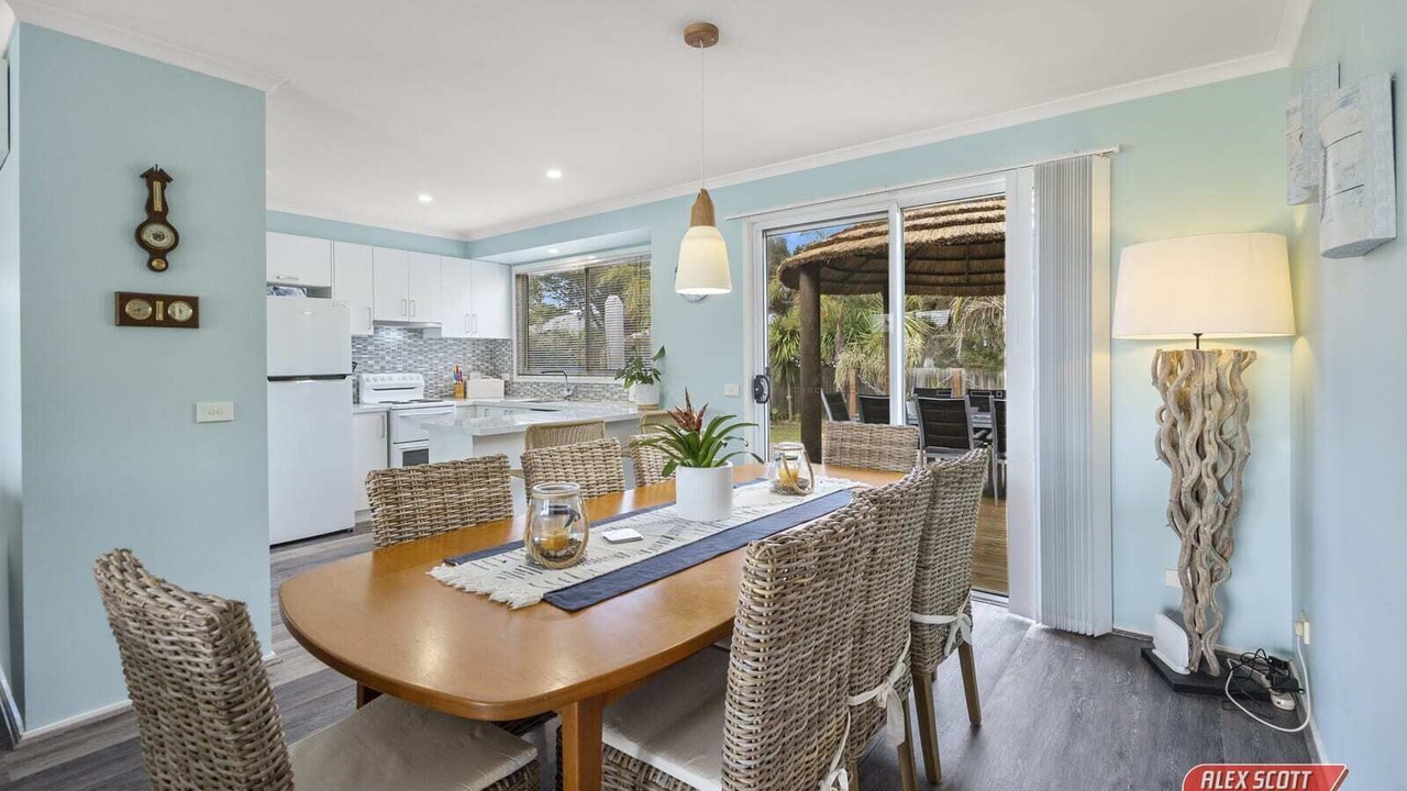 Photo of Others in Sunset Strip