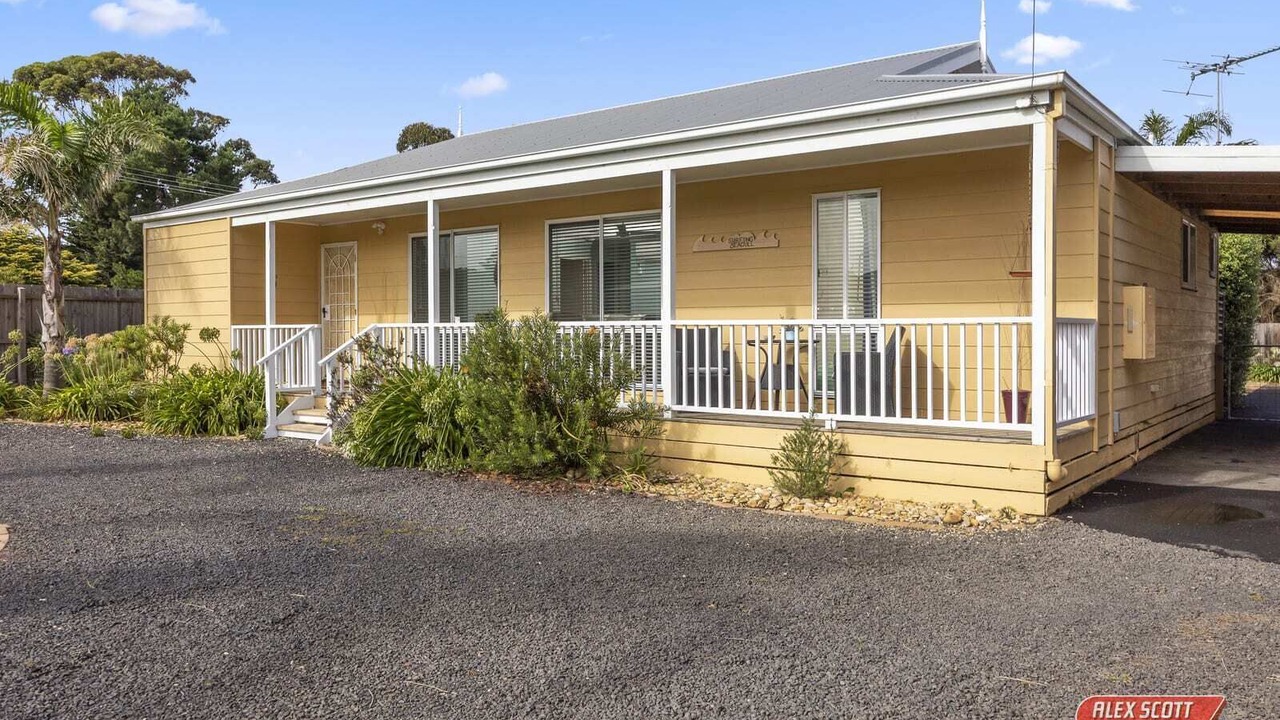 Photo of Outdoor in Sunset Strip