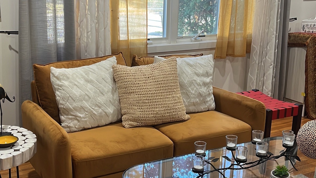 Photo of Livingroom in Fair Lawn