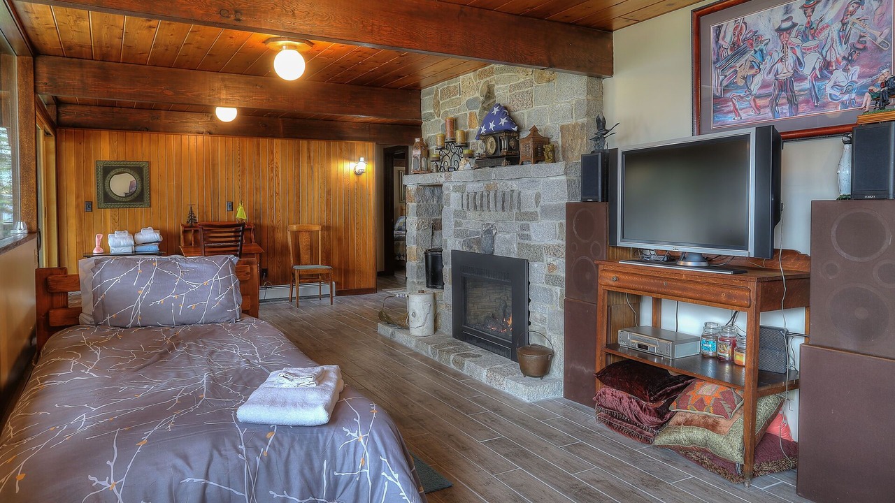 Photo of Livingroom in Rangeley