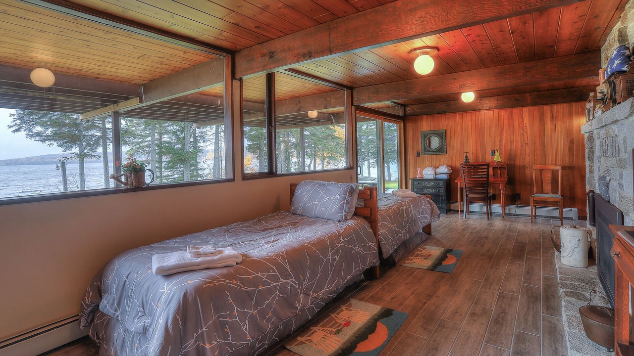 Photo of Livingroom in Rangeley