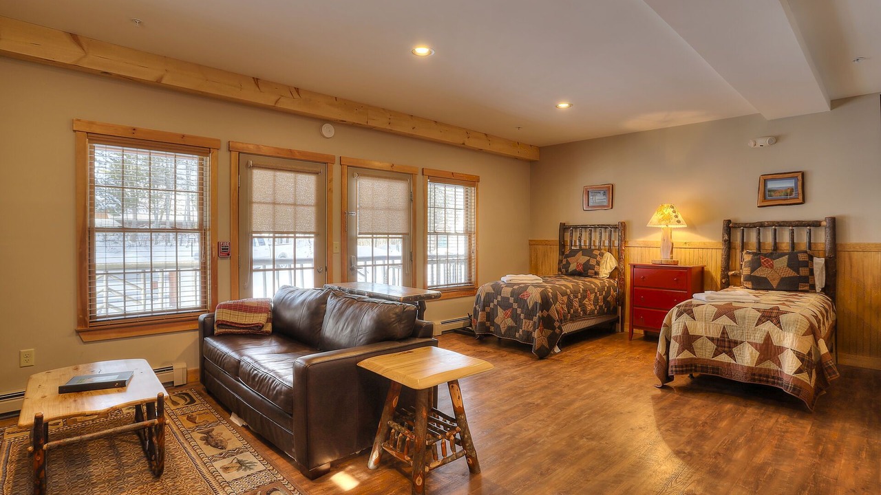 Photo of Others in Oquossoc