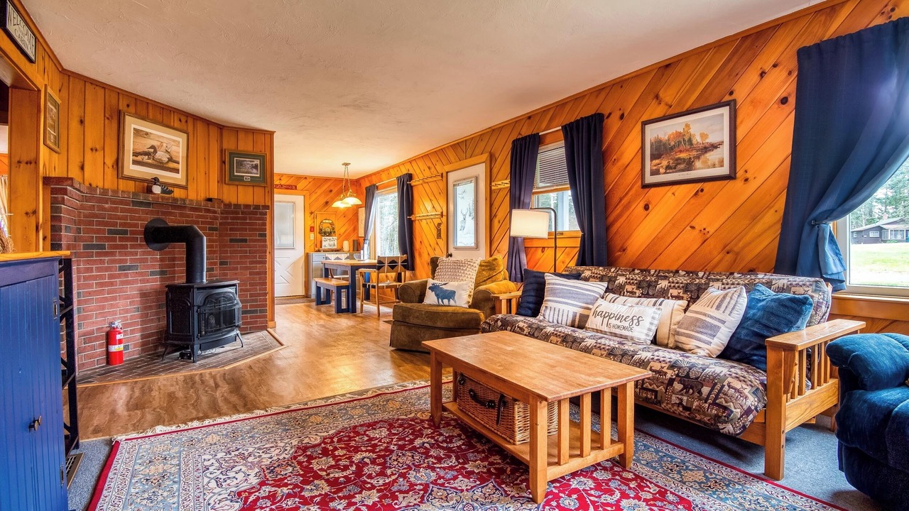 Photo of Livingroom in Rangeley