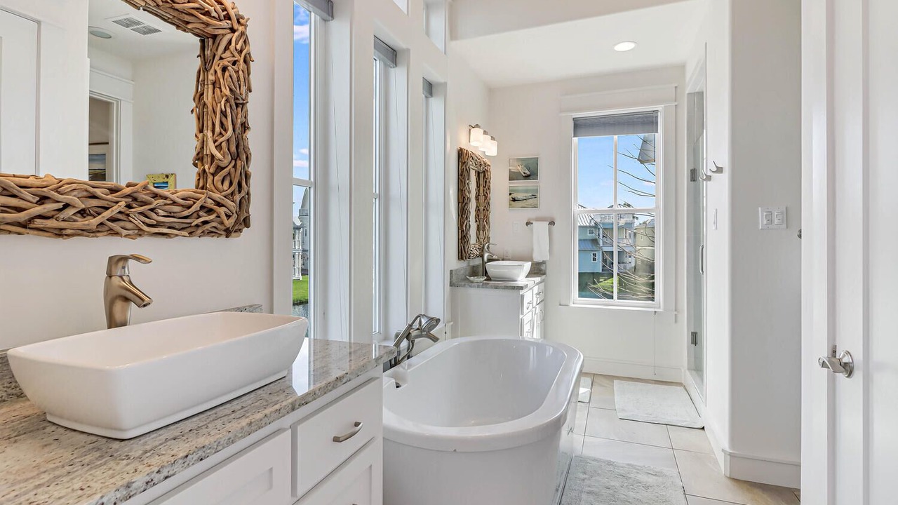 Photo of Bathroom in Cinnamon Shore