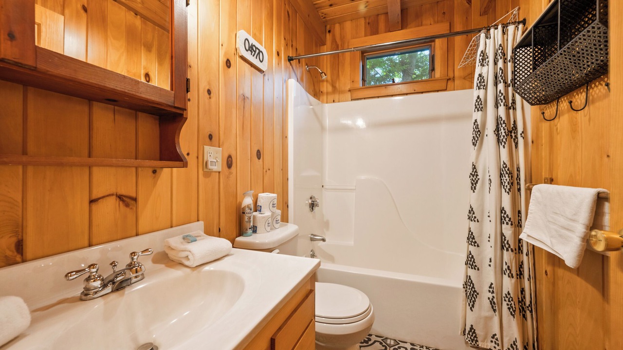 Photo of Bathroom in Oquossoc