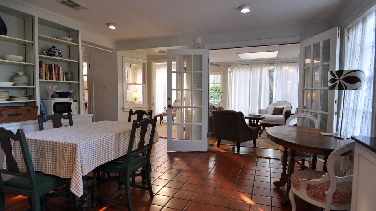 Photo of Bedroom in South River City