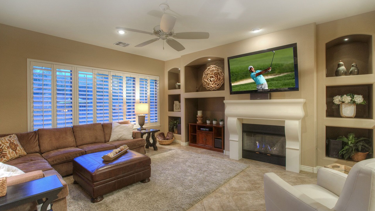 Photo of Livingroom in Power Ranch