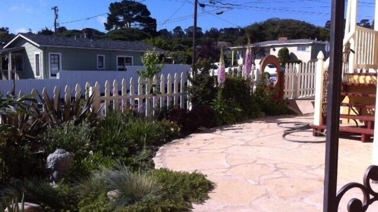 Photo of Outdoor in Monterey