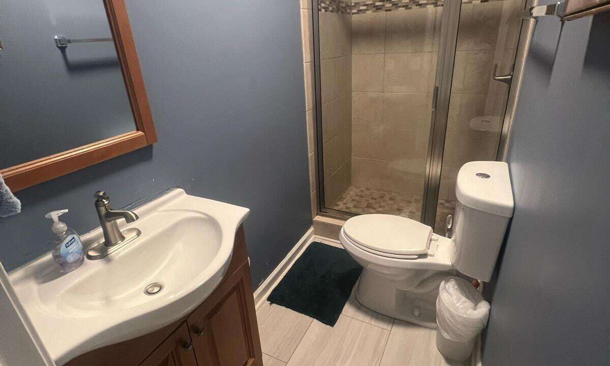 Photo of Bathroom in East Side