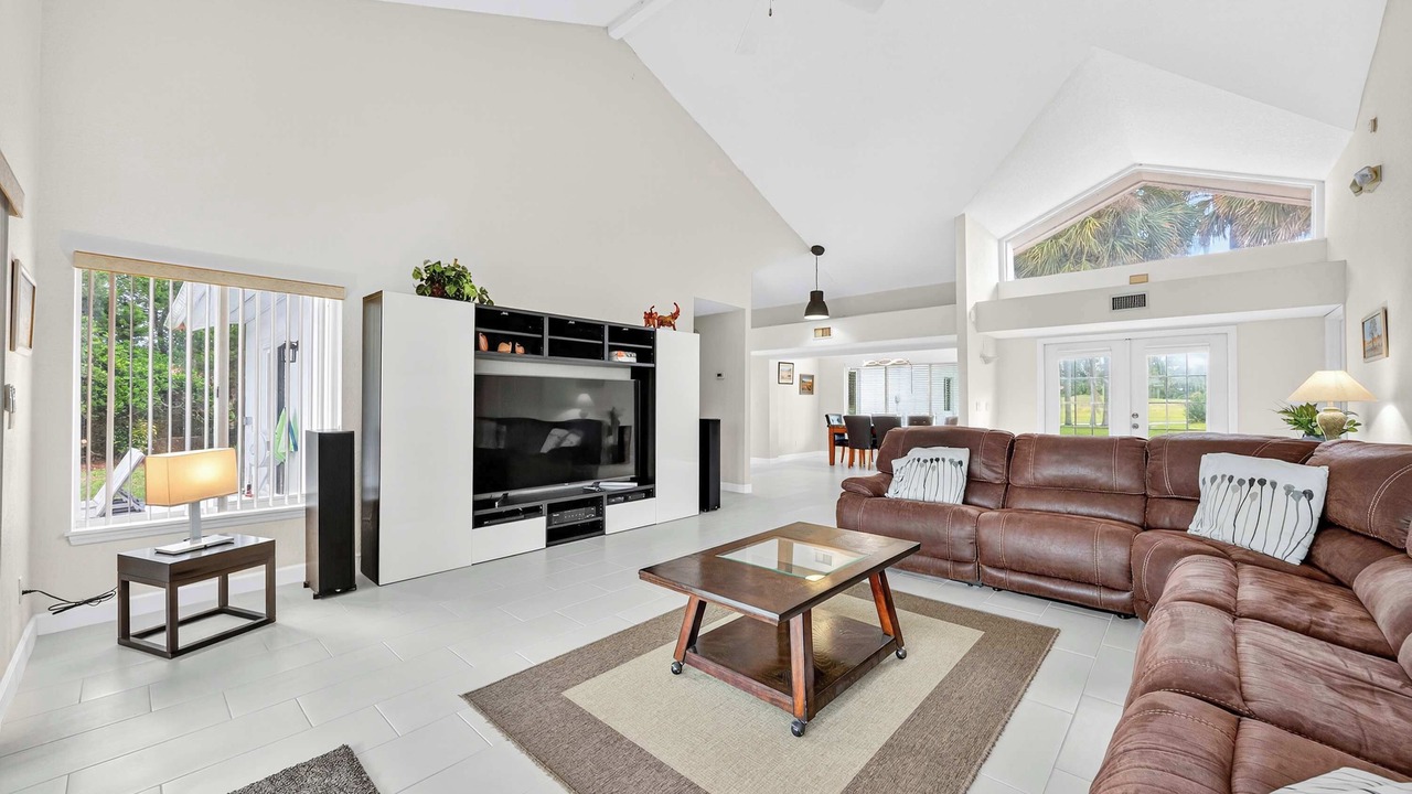 Photo of Livingroom in Clermont