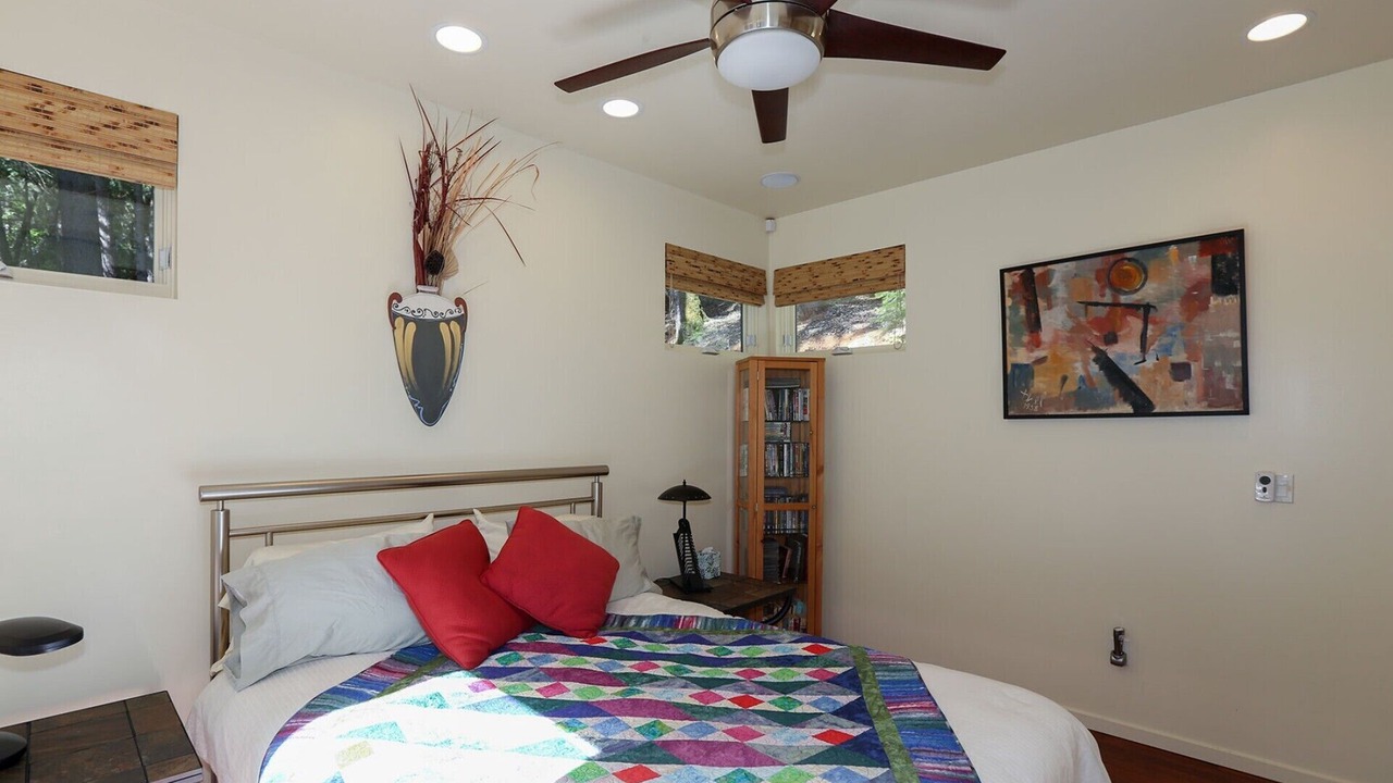 Photo of Bedroom in Chicago Park