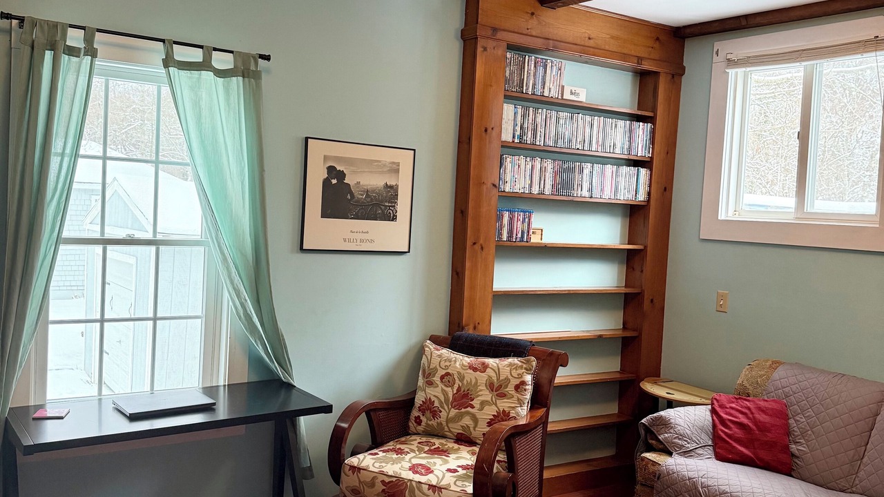 Photo of Bedroom in West Falmouth