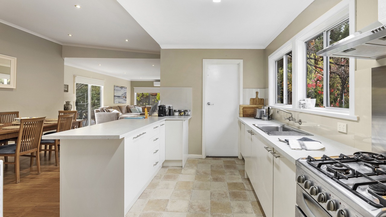 Photo of Kitchen in Clare