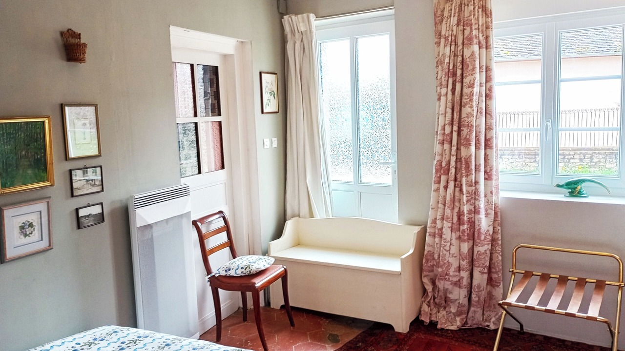 Photo of Bedroom in Le Cercueil