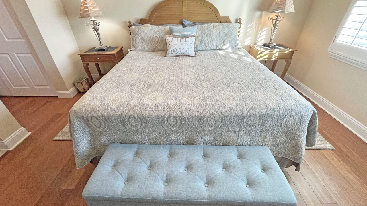 Photo of Bedroom in Crescent Beach