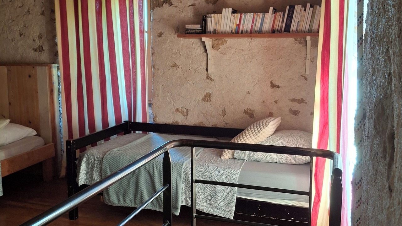 Photo of Bedroom in Labejan